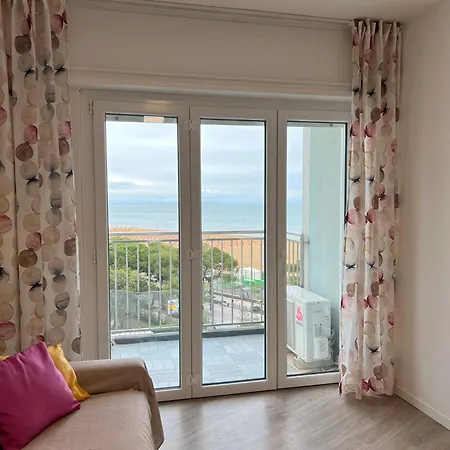 Apartment Sea View